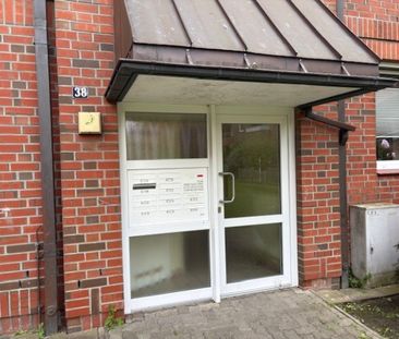 1 Monat keine Kaltmiete! Nur mit WBS: DG-Wohnung mit Küche Brunsbüt... - Photo 4