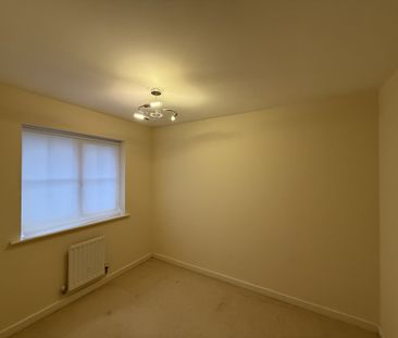 Tiger Flower Way, Bury St. Edmunds, Red Lodge - Photo 2