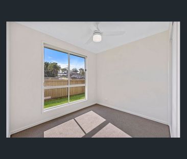 1/37 Carousel st, Hillcrest - Photo 1