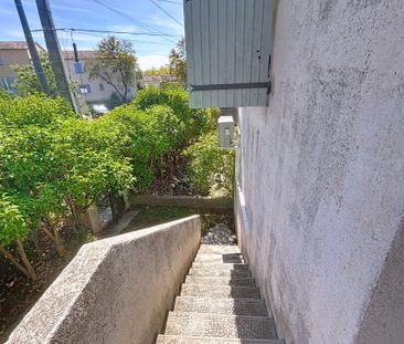 Appartement T1 près de LAMBESC à louer - Photo 1