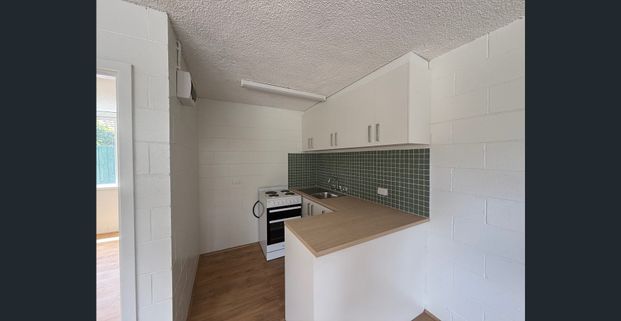 Ideally Located - Photo 1