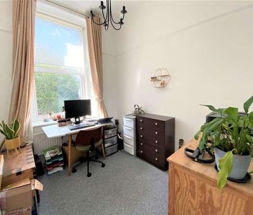 Sandrock Hall, Hastings, TN34 - Photo 6