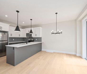 For Lease - 603 Regent Street, Strathroy-Caradoc, Ontario - Photo 4