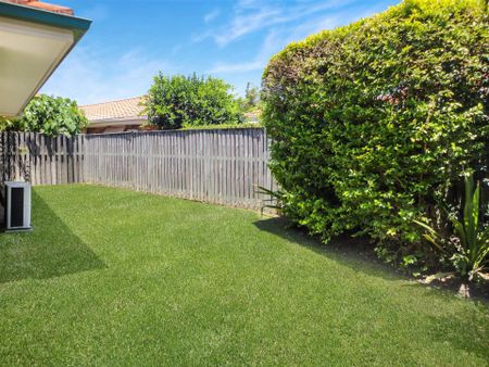 1/18 Randwick Court, Varsity Lakes QLD - Photo 4