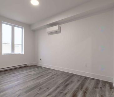 spacieux 4 1/2 rénové à louer - Photo 4