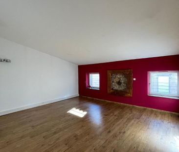 Location Appartement 2 pièces 59m² ST MAXIMIN LA STE BAUME 83470 - Photo 1