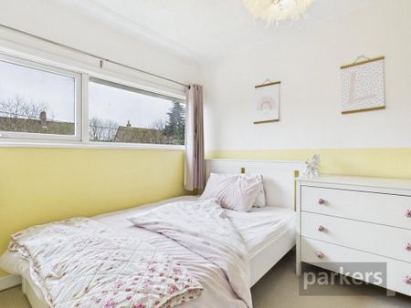 3 bedroom terraced house to rent - Photo 3