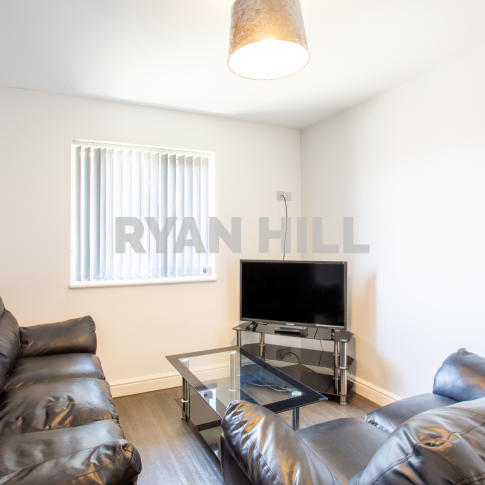 Flat 3, 2 White Ridge Court - Photo 1