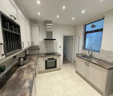 3 bedroom terraced house to rent - Photo 4