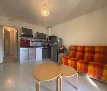 Location Appartement 2 pièces 28m² - Photo 4