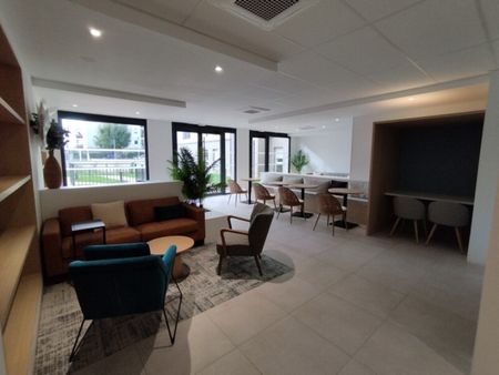 Location Appartement 1 pièce 32m² LUCE 28110 - Photo 2