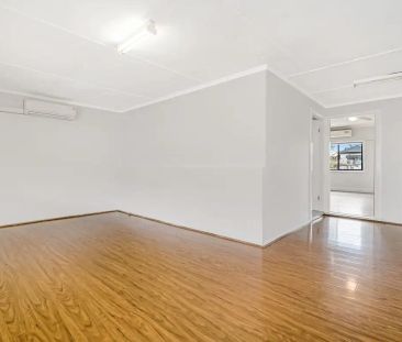 “3 Bedroom House In Quiet Location” - Photo 3