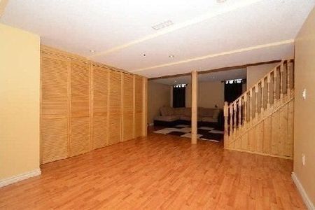 For Lease - 9 Fidelity Avenue Unit# Lower, Brampton, Ontario - Photo 4