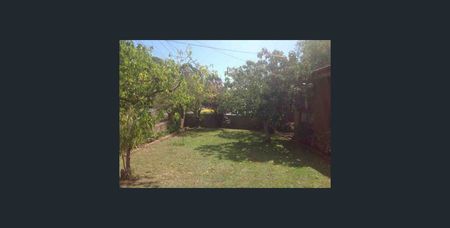 9 Anthony Drive, Chirnside Park – Family Home in a Prime Location - Photo 4