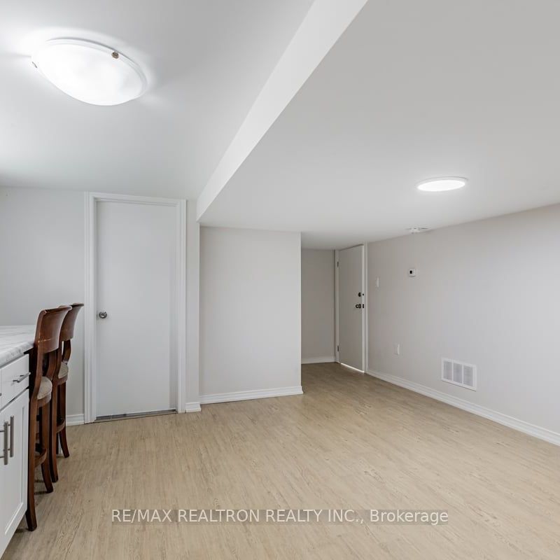 For Lease - 41 Fairholme Avenue Unit# Bsmt, Toronto, Ontario - Photo 1