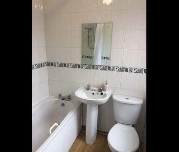 1 bedroom house of multiple occupation to rent - Photo 2