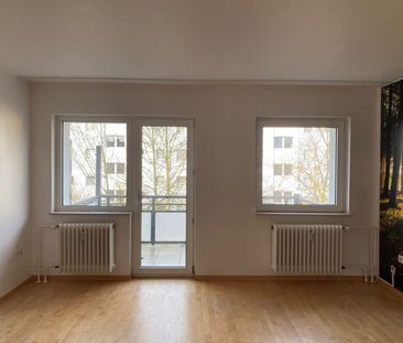 Kurzfristige Anmietung möglich - unrenovierte 2-Zimmer-Wohnung mit ... - Foto 1