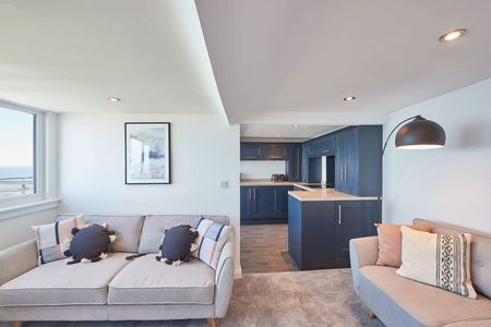 Crescent Terrace - Photo 2