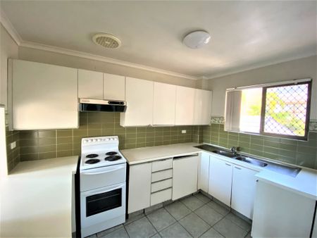 14/102 Madison Drive Adamstown Heights NSW - Photo 3