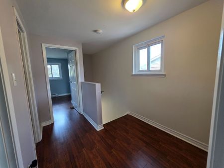 For Lease - 331 Phillip Murray Avenue, Oshawa, Ontario - Photo 5