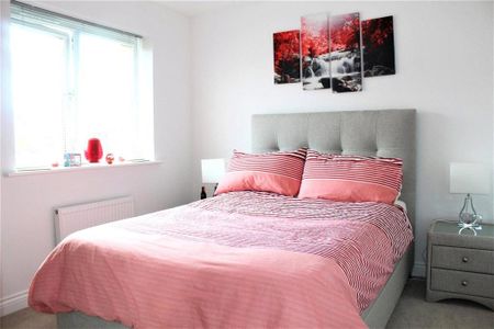 2 bedroom property to rent - Photo 2