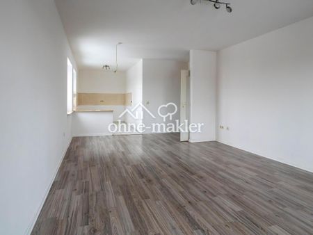 Helle 4-Zimmer-Wohnung mit Balkon in attraktiver Lage - Foto 2