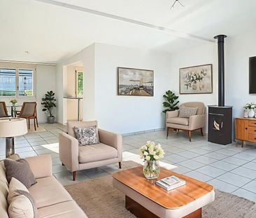 SEHR SCHÖNE ATTIKA 5.5-Zimmer-Wohnung / MAGNIFIQUE ATTIQUE DE 5.5 P... - Photo 1