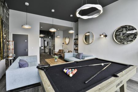 1 bedroom in a flat share to rent - Photo 2