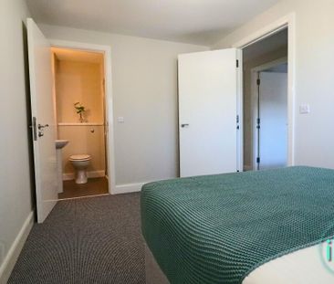 809 College Court Central, 56 King Street, Belfast, BT1 6BZ - Photo 5