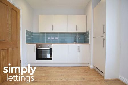 1 bedroom flat to rent - Photo 4