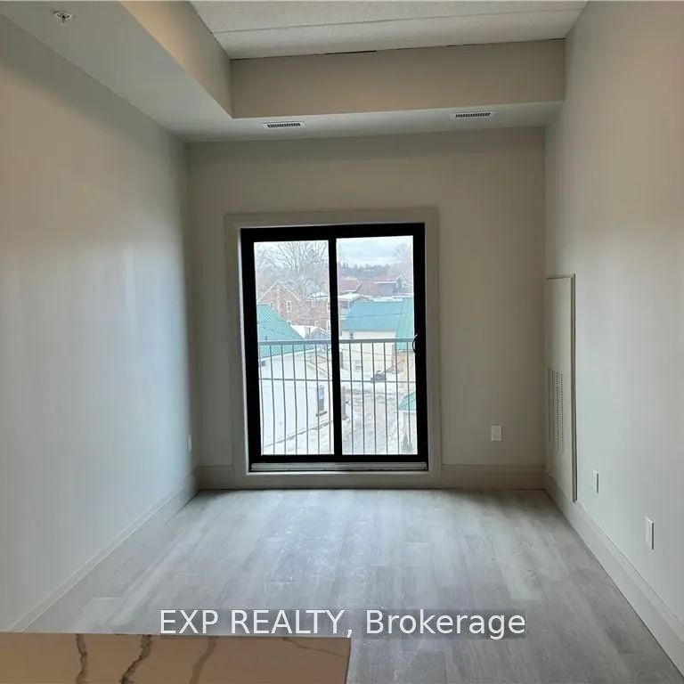 75 Barrie Road #112 - Photo 1