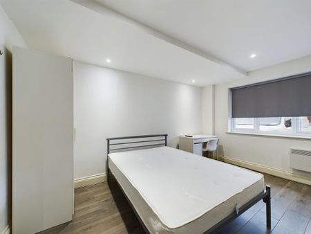 Studio to rent - Photo 5