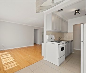 For Lease - 2 Twenty First Street Unit# 4, Toronto, Ontario - Photo 6