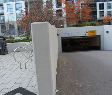 For Lease - 10 Meadowglen Place Unit# 602, Toronto, Ontario - Photo 6