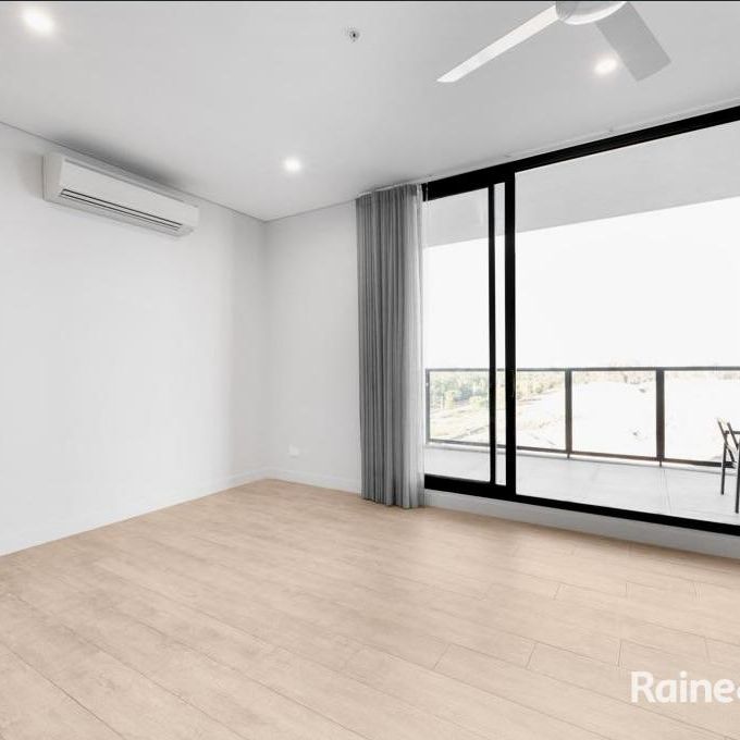 Modern Two-Bedroom Apartment In Edmondson Park - Photo 1