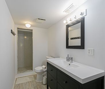 For Lease - 741 College Manor Drive Unit# Bsmt, Newmarket, Ontario - Photo 4