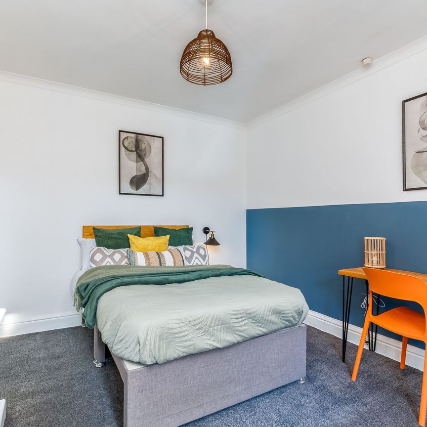 Room 4 – Nuneaton - Photo 1