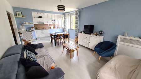 Location Appartement 4 pièces 79m² VILLEBON SUR YVETTE 91140 - Photo 2