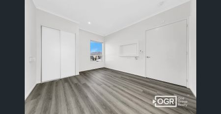 Brand New, Low-Maintenance Home - Photo 2