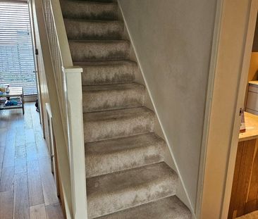 3 Bed Semi-Detached House, Hillside Crescent, HA2 - Photo 2