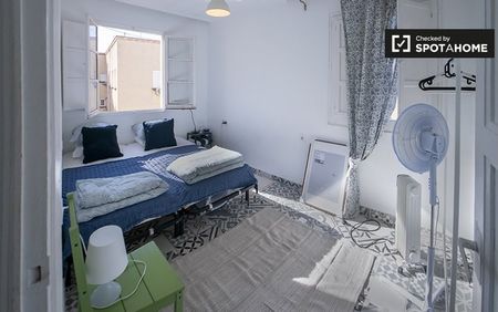valencia, Valencian Community 46023 - Photo 5