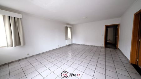 Tweeslaapkamer appartement in het centrum - Photo 2
