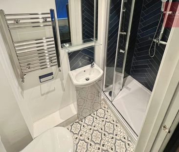 House share to rent on - Photo 4