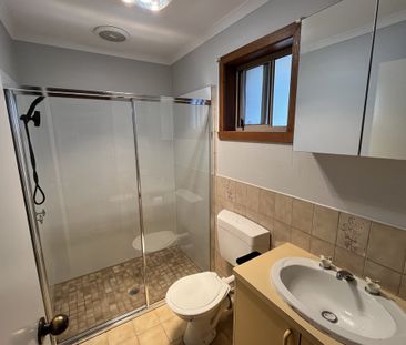 Neat 3-bedroom home - Photo 6