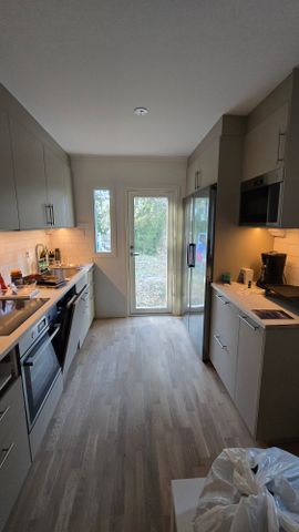 Kärrstigen, Skogås - Photo 2