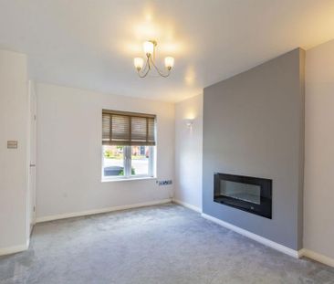 3 bedroom semi-detached house to rent - Photo 2