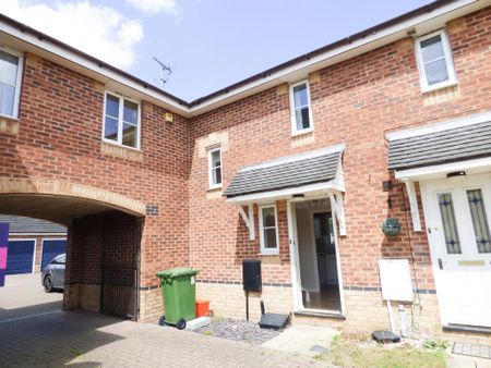 3 bedroom terraced house to rent - Photo 3