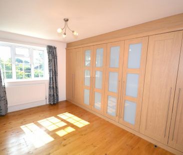 3 bedroom semi-detached house to rent - Photo 5