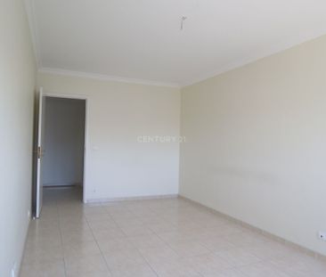 Apartamento T2 para Arrendamento em Alfornelos perto do Metro - Photo 4