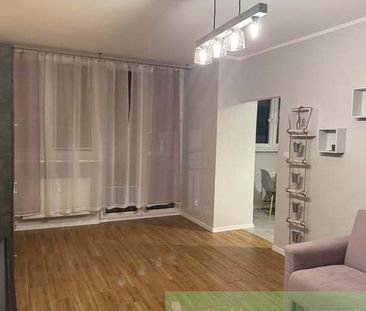 Stare Miasto ustawna kawalerka 44 m2 ,piwnica ! - Zdjęcie 5